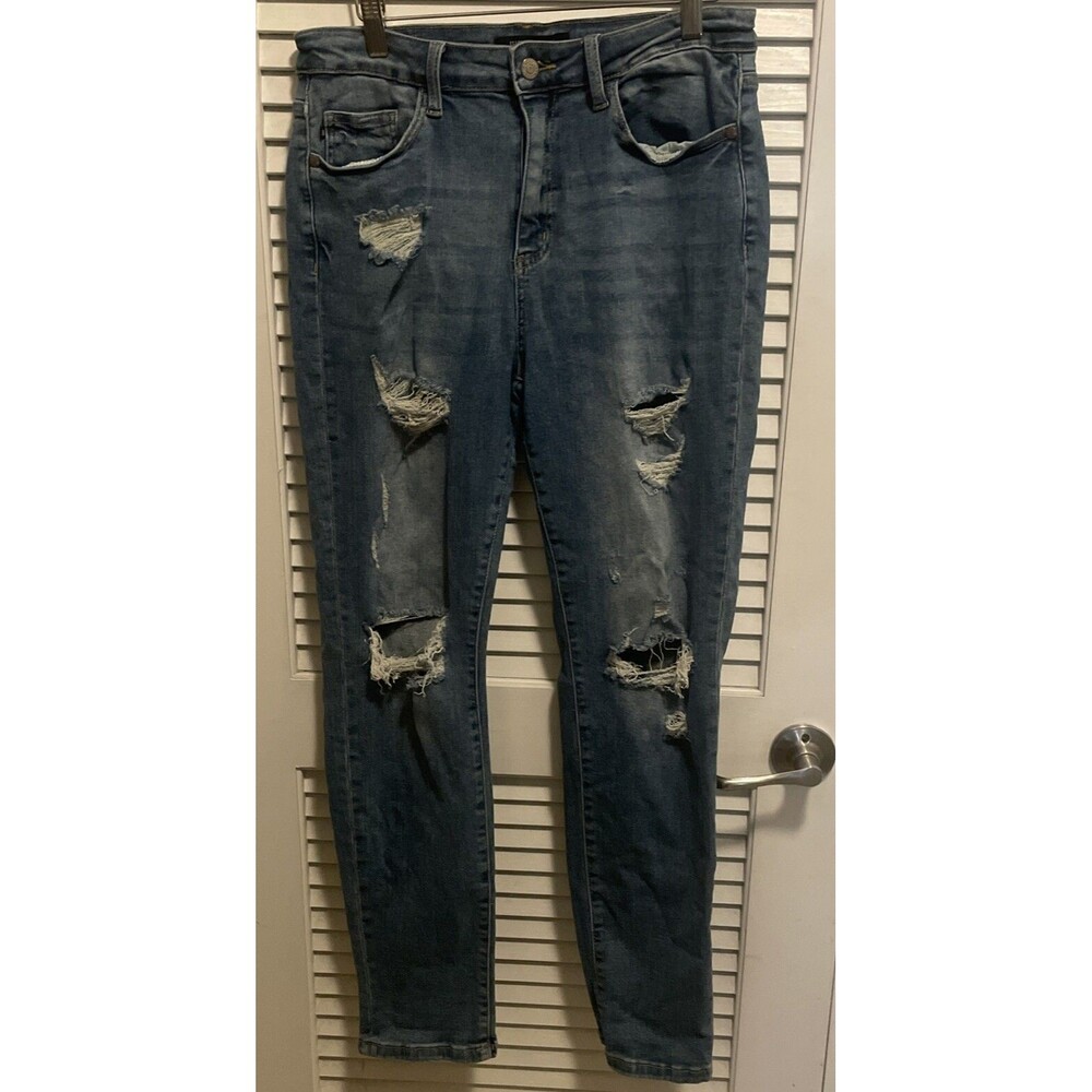 Judy Blue Size 30 X 29 Boyfriend Fit Distressed Destroyed Medium Wash Blue Jeans
